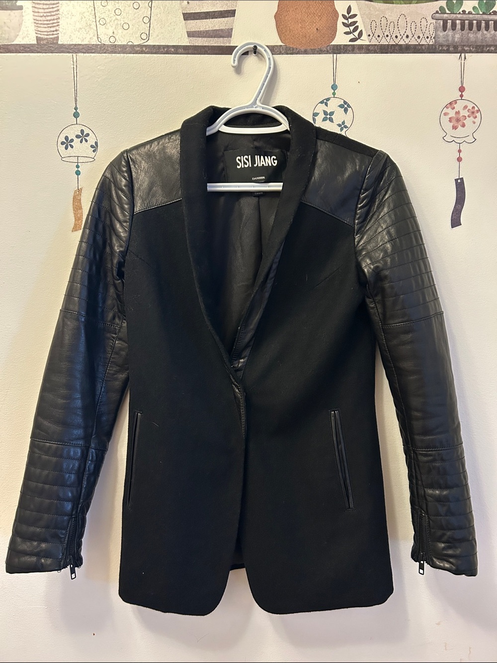 Sisi Jiang Women's Black Mixed-Material Leather-Trim Blazer